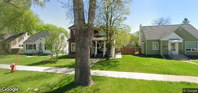 Photo of 492 Mcnaughton Avenue in Winnipeg, Manitoba