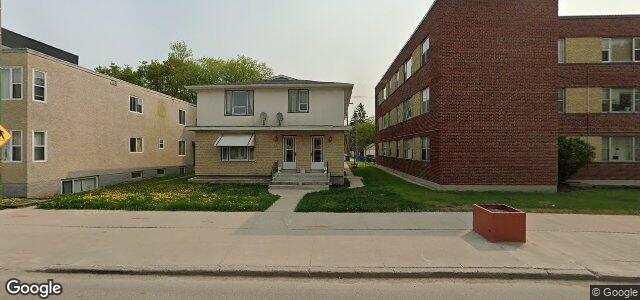 Larawan ng 744 Osborne Street sa Winnipeg, Manitoba