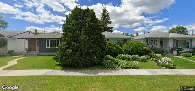 Larawan ng 1008 Bannerman Avenue sa Winnipeg, Manitoba