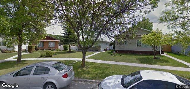 Larawan ng 1011 Polson Avenue sa Winnipeg, Manitoba