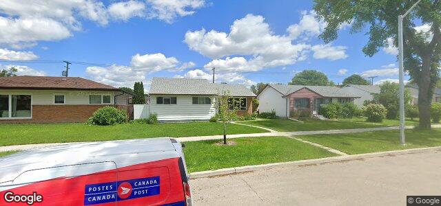 Photo of 1015 Bannerman Avenue in Winnipeg, Manitoba