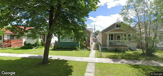 Larawan ng 381 Cairnsmore Street sa Winnipeg, Manitoba