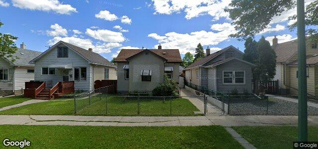 Larawan ng 393 Cairnsmore Street sa Winnipeg, Manitoba