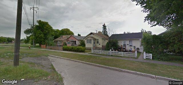 Larawan ng 395 Penninghame Street sa Winnipeg, Manitoba
