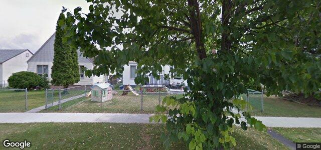 Larawan ng 409 Kildarroch Street sa Winnipeg, Manitoba