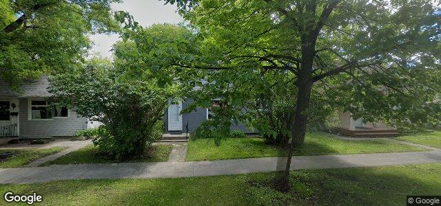 Larawan ng 419 Cairnsmore Street sa Winnipeg, Manitoba