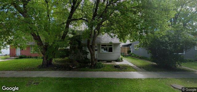 Larawan ng 423 Cairnsmore Street sa Winnipeg, Manitoba