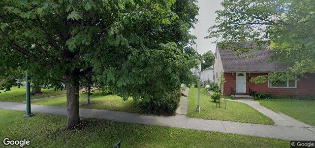 Larawan ng 431 Cairnsmore Street sa Winnipeg, Manitoba