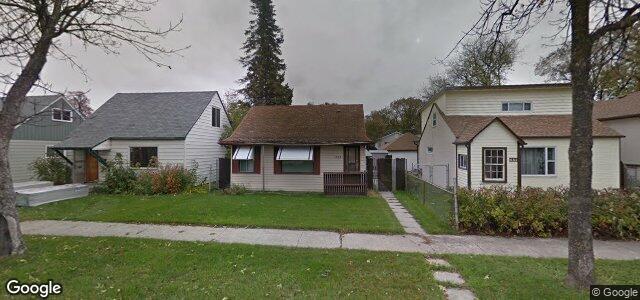 Larawan ng 443 Airlies Street sa Winnipeg, Manitoba