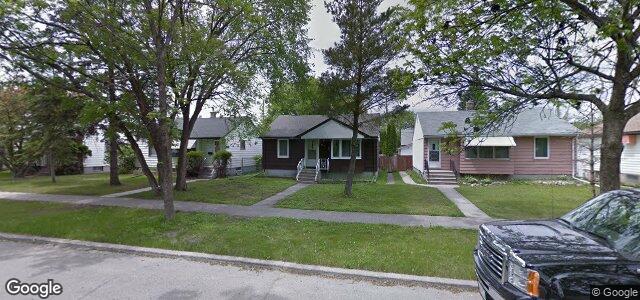 Larawan ng 450 Radford Street sa Winnipeg, Manitoba