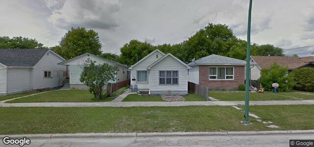 Larawan ng 456 Penninghame Street sa Winnipeg, Manitoba