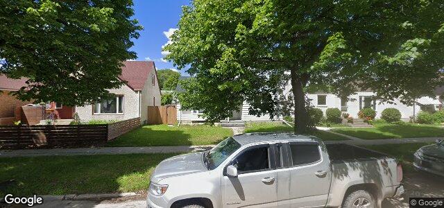 Larawan ng 456 Sinclair Street sa Winnipeg, Manitoba