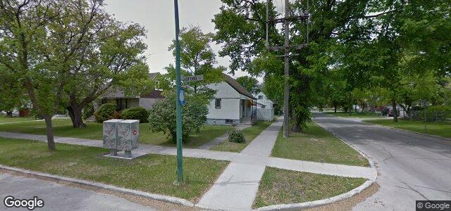 Larawan ng 480 Radford Street sa Winnipeg, Manitoba