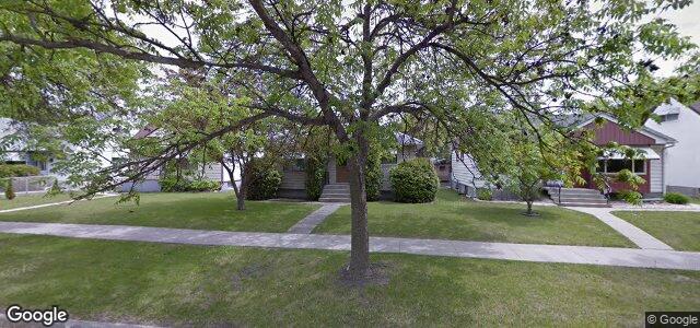 Larawan ng 499 Radford Street sa Winnipeg, Manitoba