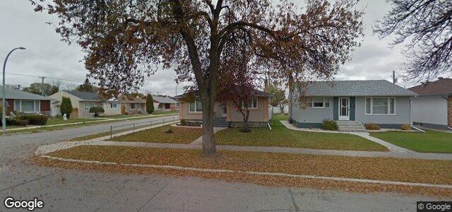 Larawan ng 636 Airlies Street sa Winnipeg, Manitoba