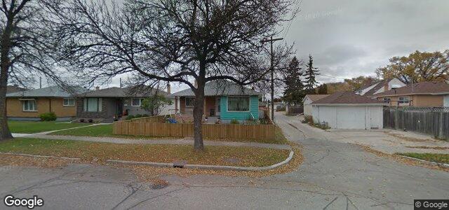 Larawan ng 656 Airlies Street sa Winnipeg, Manitoba