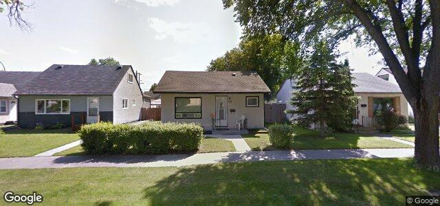 Larawan ng 740 Bannerman Avenue sa Winnipeg, Manitoba