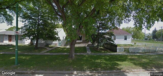 Larawan ng 801 Bannerman Avenue sa Winnipeg, Manitoba