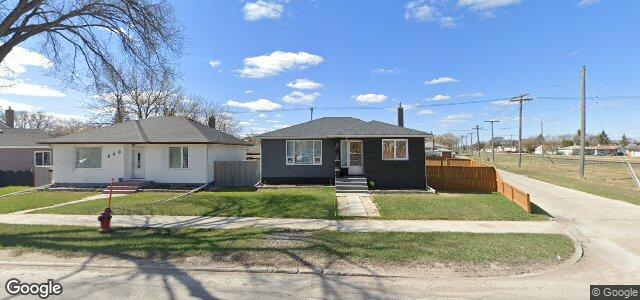 Larawan ng 804 Inkster Boulevard sa Winnipeg, Manitoba