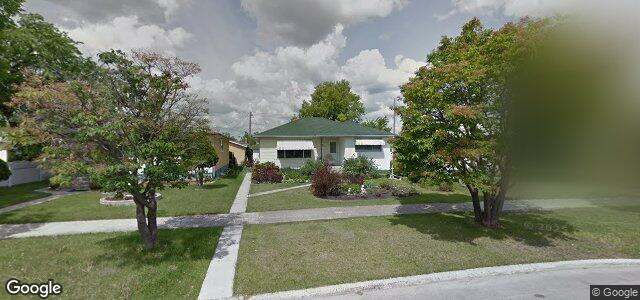 Larawan ng 833 Polson Avenue sa Winnipeg, Manitoba
