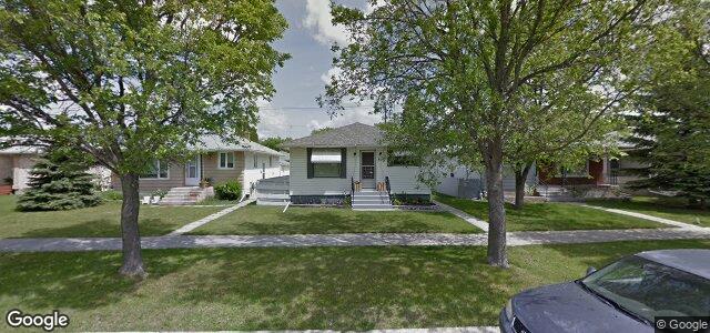 Larawan ng 877 Polson Avenue sa Winnipeg, Manitoba