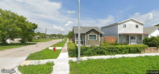 Larawan ng 893 Mountain Avenue sa Winnipeg, Manitoba