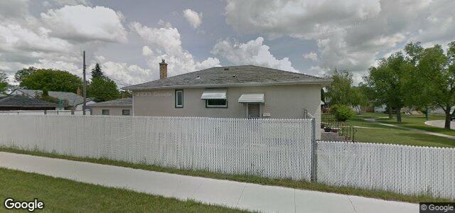 Larawan ng 899 Polson Avenue sa Winnipeg, Manitoba