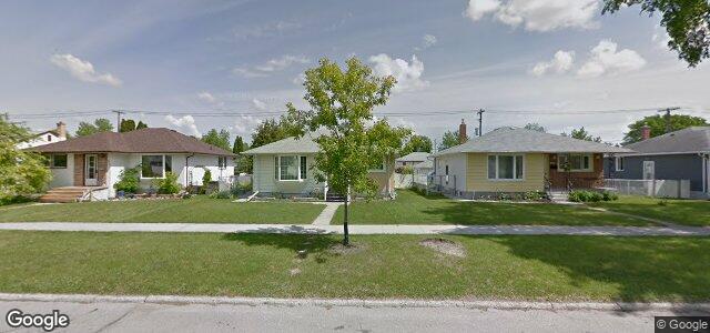 Larawan ng 911 Bannerman Avenue sa Winnipeg, Manitoba