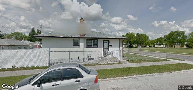 Larawan ng 986 Polson Avenue sa Winnipeg, Manitoba