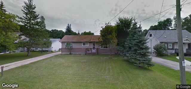 Larawan ng 110 Robindale Road sa Winnipeg, Manitoba