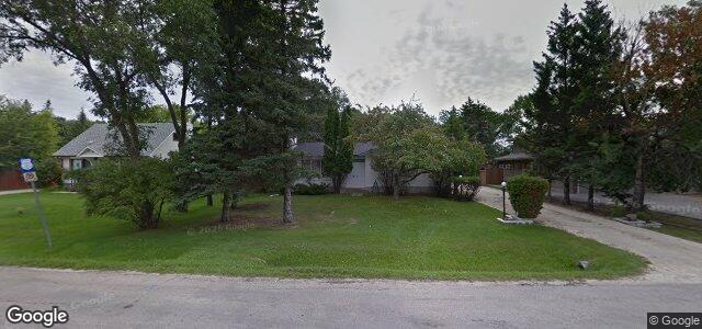 Larawan ng 120 Robindale Road sa Winnipeg, Manitoba