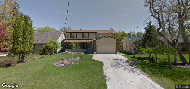 Larawan ng 168 Robindale Road sa Winnipeg, Manitoba