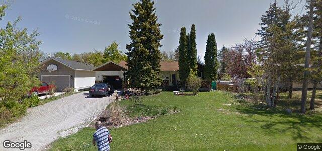 Larawan ng 180 Robindale Road sa Winnipeg, Manitoba