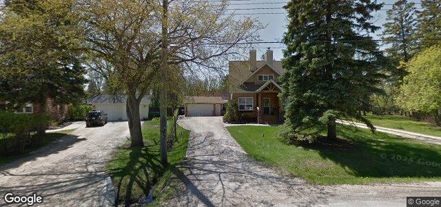 Larawan ng 201 Robindale Road sa Winnipeg, Manitoba