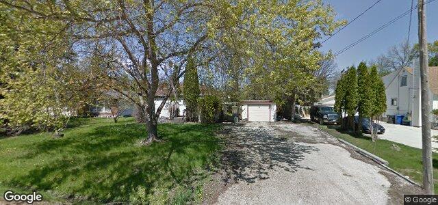 Larawan ng 208 Robindale Road sa Winnipeg, Manitoba