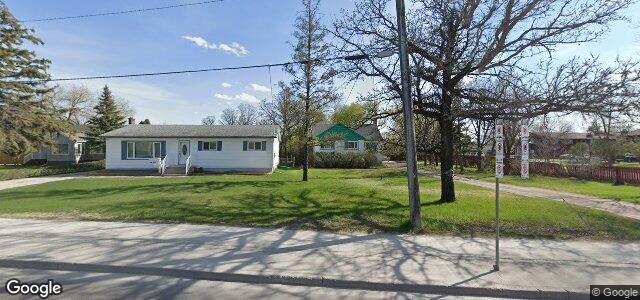Larawan ng 5426 Roblin Boulevard sa Winnipeg, Manitoba