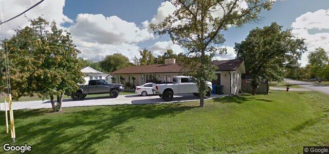 Larawan ng 60 Robindale Road sa Winnipeg, Manitoba