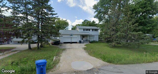 Larawan ng 686 Harstone Road sa Winnipeg, Manitoba
