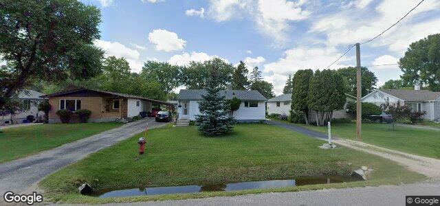 Larawan ng 748 Harstone Road sa Winnipeg, Manitoba