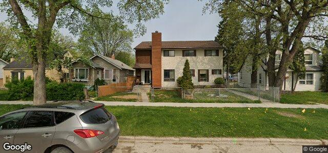 Larawan ng 1005 Lorette Avenue sa Winnipeg, Manitoba