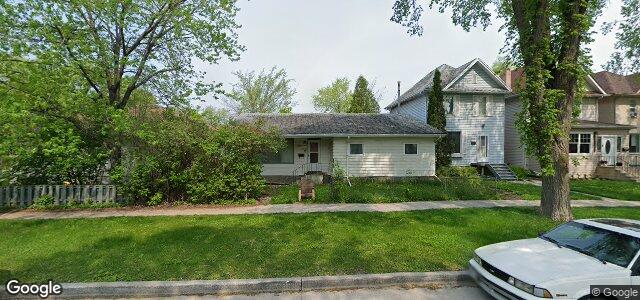 Larawan ng 1007 Jessie Avenue sa Winnipeg, Manitoba