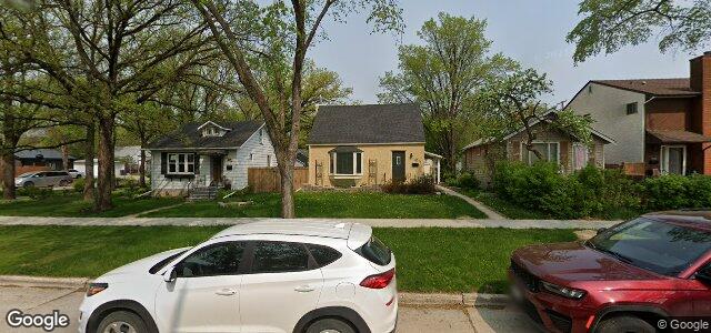 Larawan ng 1011 Lorette Avenue sa Winnipeg, Manitoba