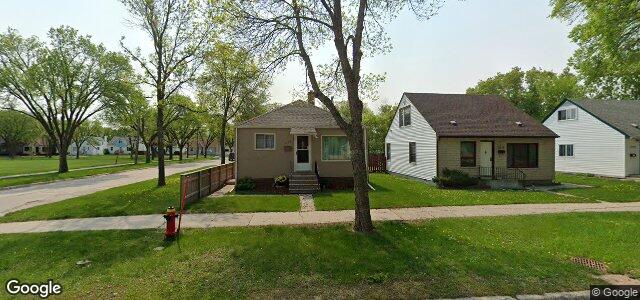 Larawan ng 1012 Fleet Avenue sa Winnipeg, Manitoba