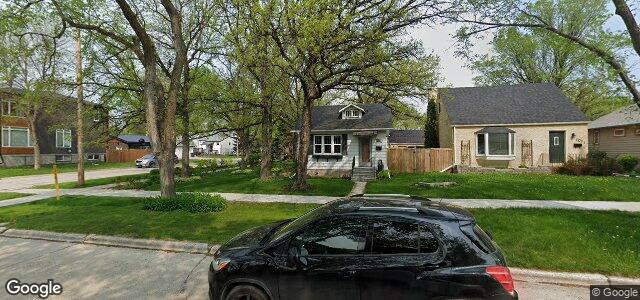 Larawan ng 1015 Lorette Avenue sa Winnipeg, Manitoba