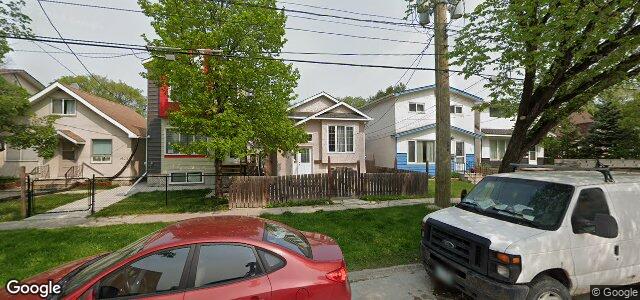 Larawan ng 1019 Scotland Avenue sa Winnipeg, Manitoba