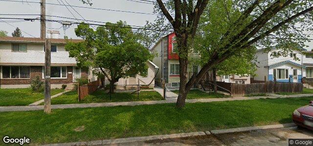Larawan ng 1023 Scotland Avenue sa Winnipeg, Manitoba