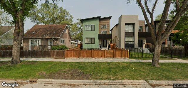 Larawan ng 1027 Lorette Avenue sa Winnipeg, Manitoba