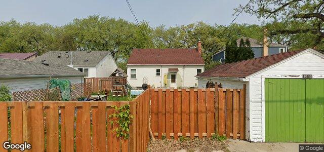 1032 Warsaw Avenue（加拿大曼尼托巴省溫尼伯市）房屋照片