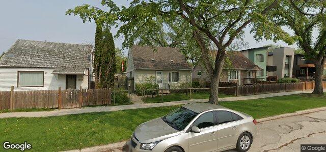 Larawan ng 1035 Lorette Avenue sa Winnipeg, Manitoba