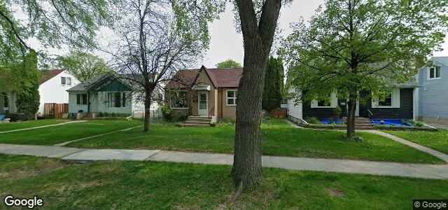 Larawan ng 1040 Warsaw Avenue sa Winnipeg, Manitoba